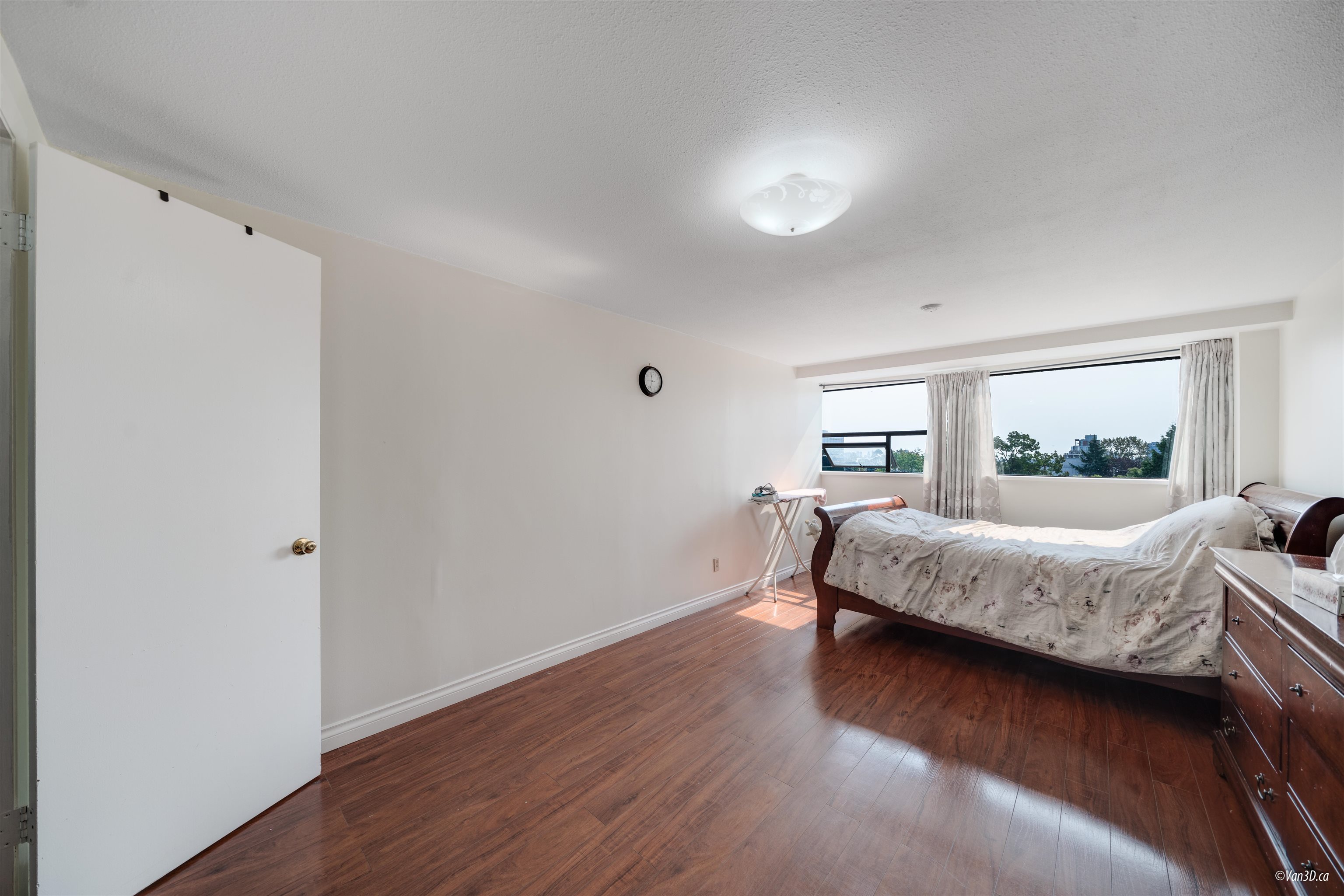 504 534 Sixth Street, Uptown - r2922678 Image