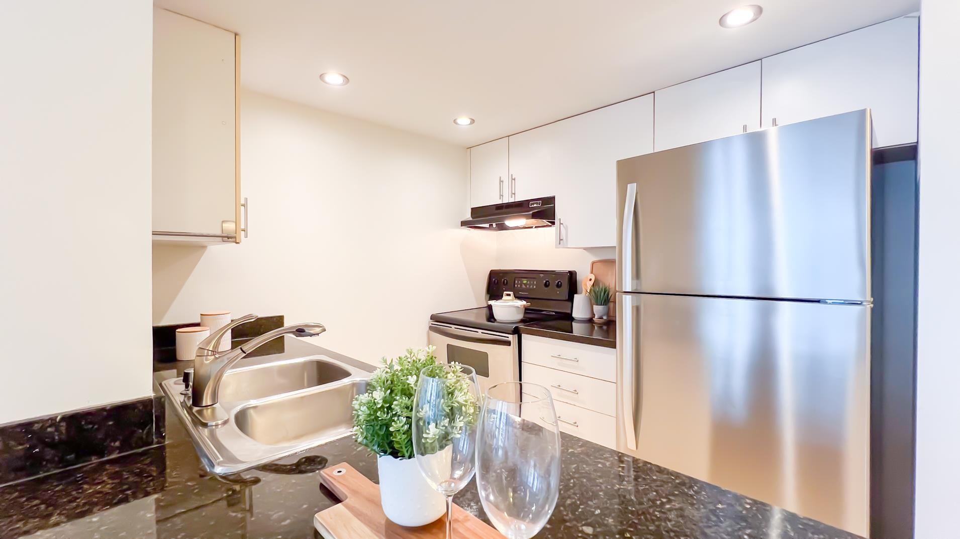 Ph2 828 Agnes Street, Downtown - r2957391 Image