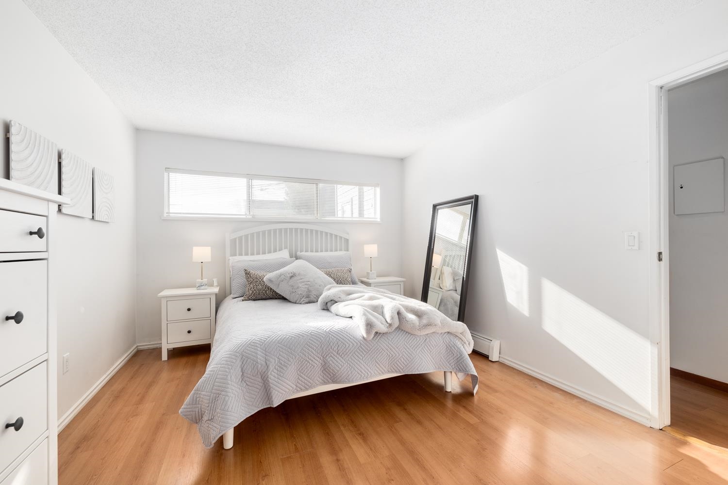 102 230 Mowat Street, Uptown - r2953836 Image