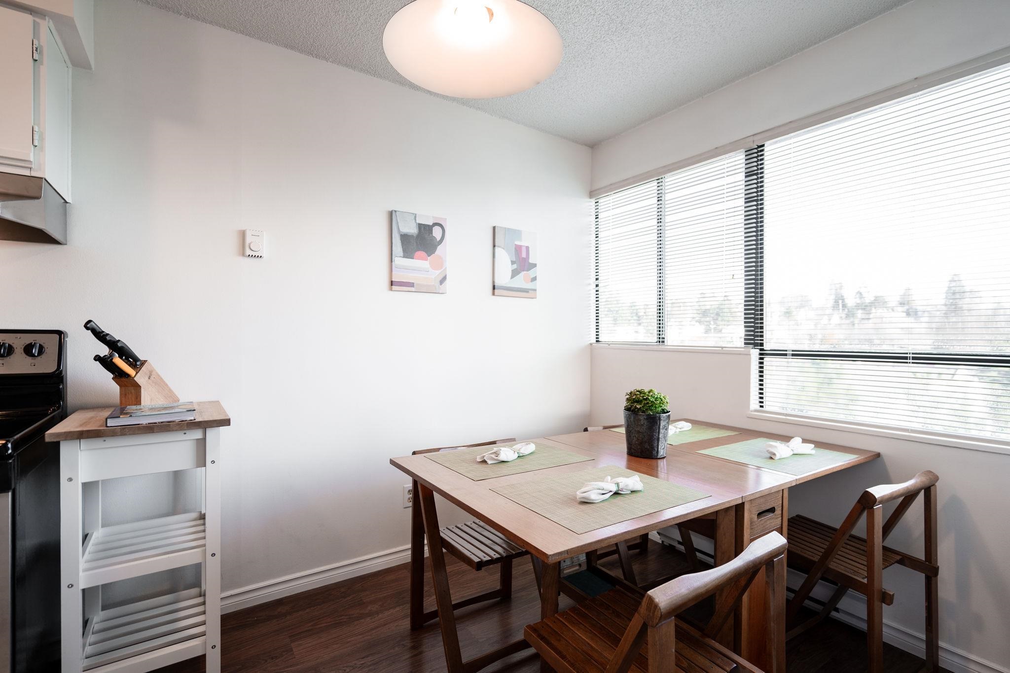 1006 1026 Queens Avenue, Uptown - r2968666 Image