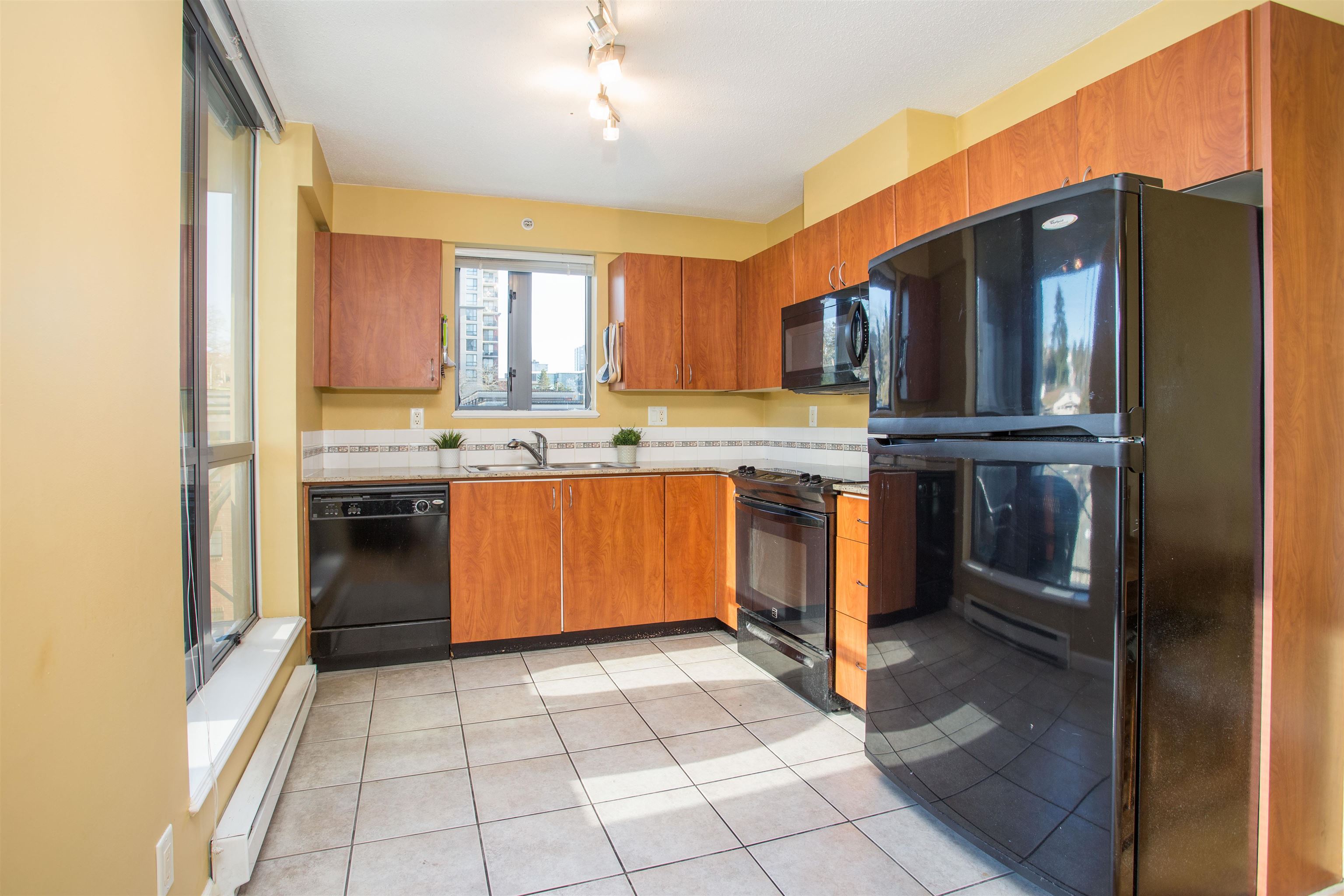 604 850 Royal Avenue, Downtown - r2968957 Image