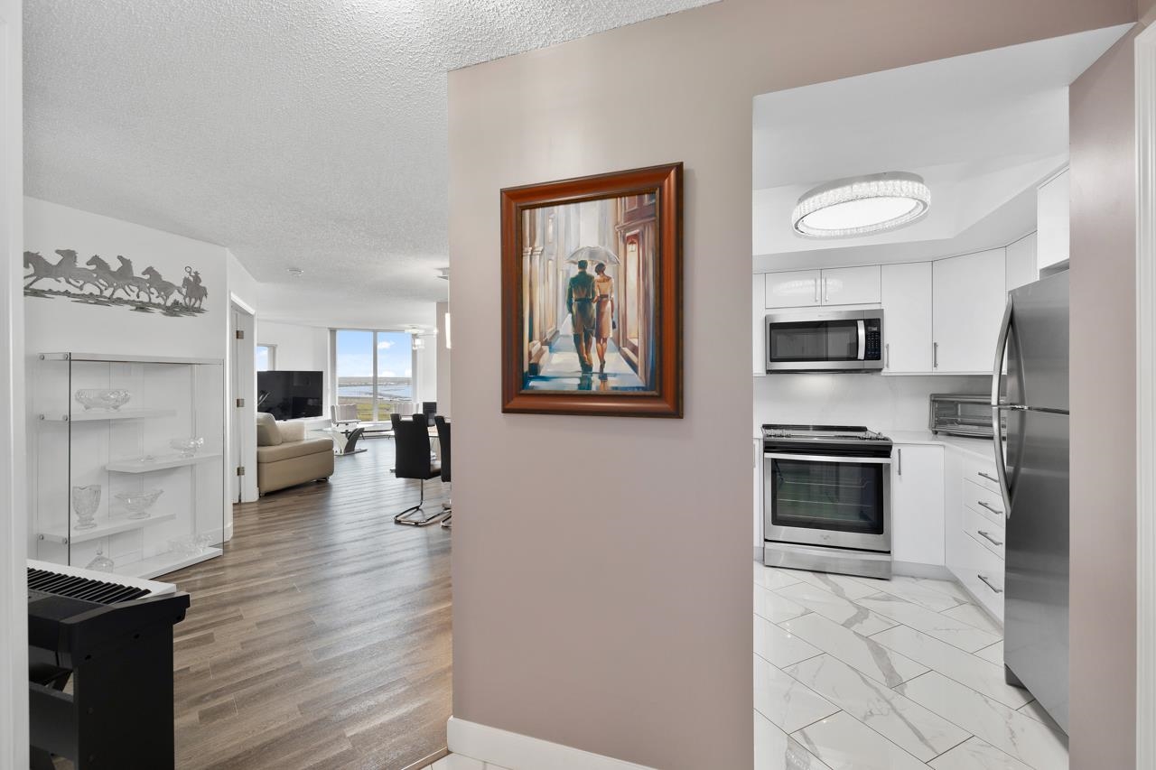 1203 69 Jamieson Court, Fraserview - r2938009 Image