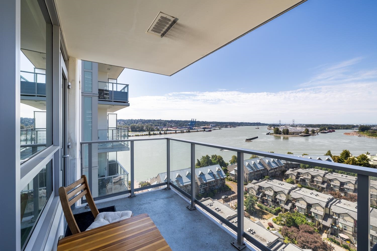 1502 988 Quayside Drive, Quay - r2945744 Image