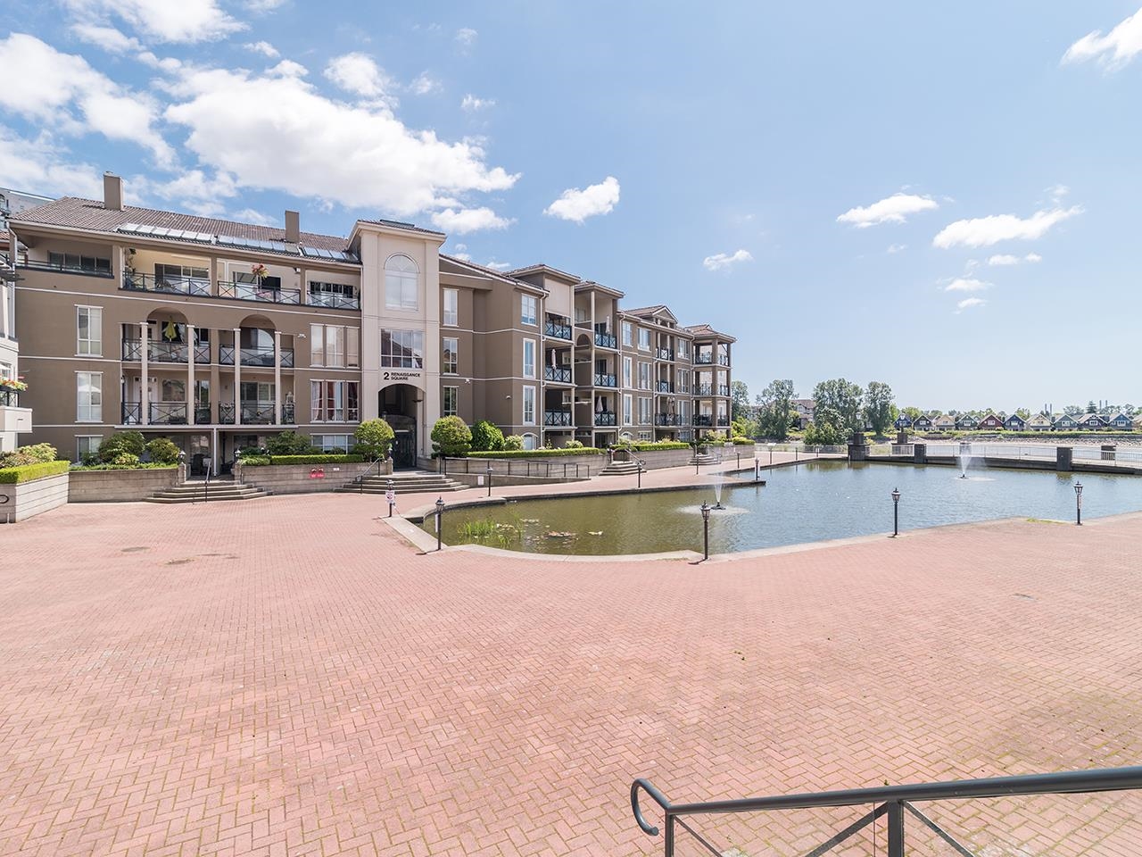 101 2 Renaissance Square, Quay - r2927741 Image