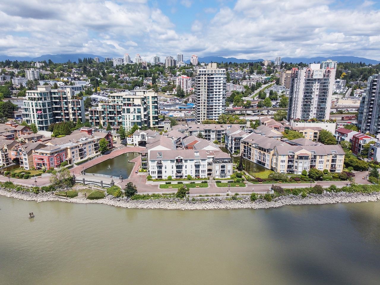 101 2 Renaissance Square, Quay - r2927741 Image