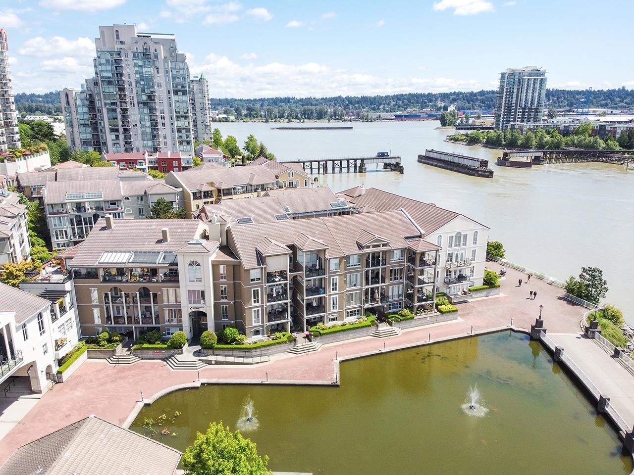 101 2 Renaissance Square, Quay - r2927741 Image