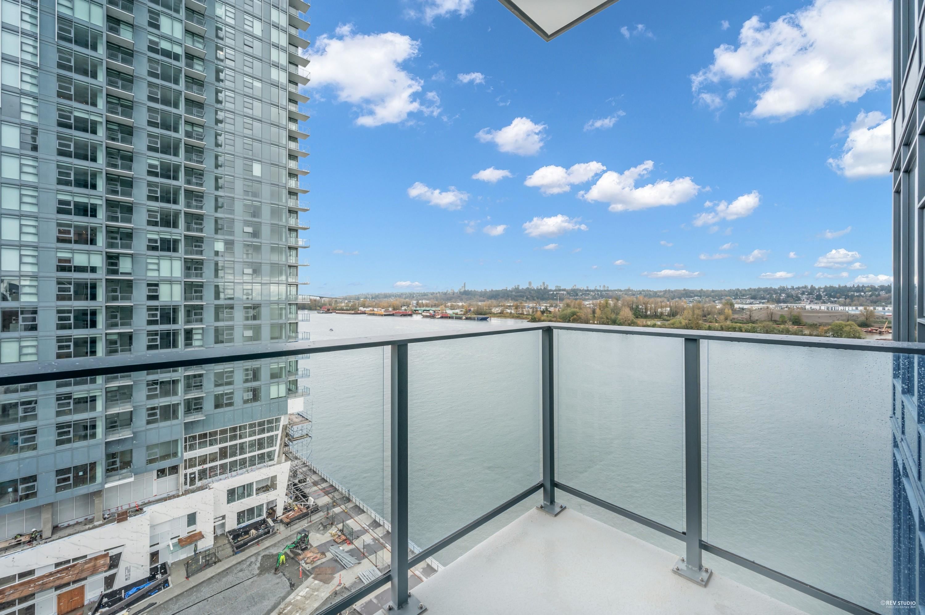 905 680 Quayside Drive, Quay - r2938253 Image