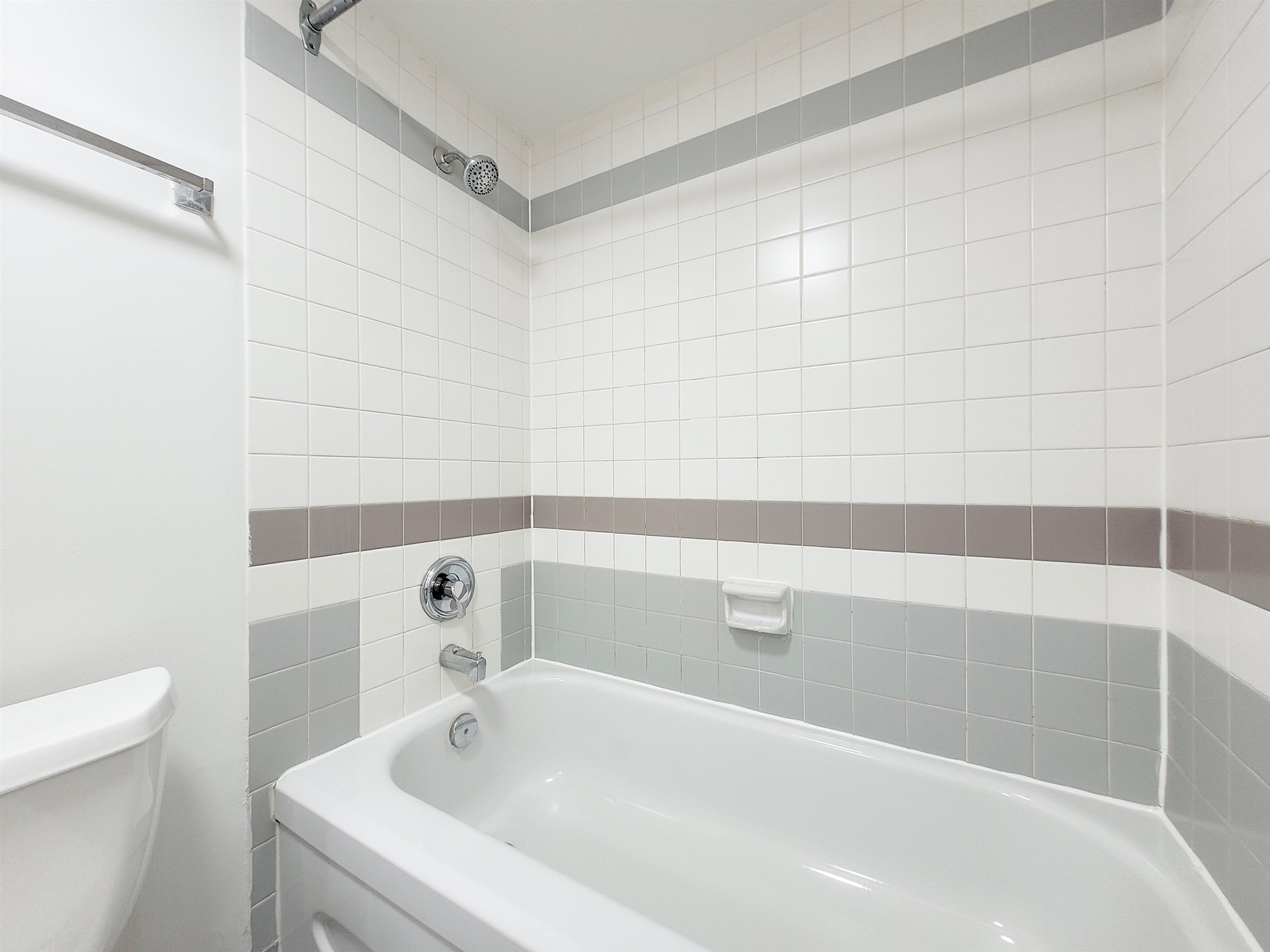 1104 1026 Queens Avenue, Uptown - r2947421 Image