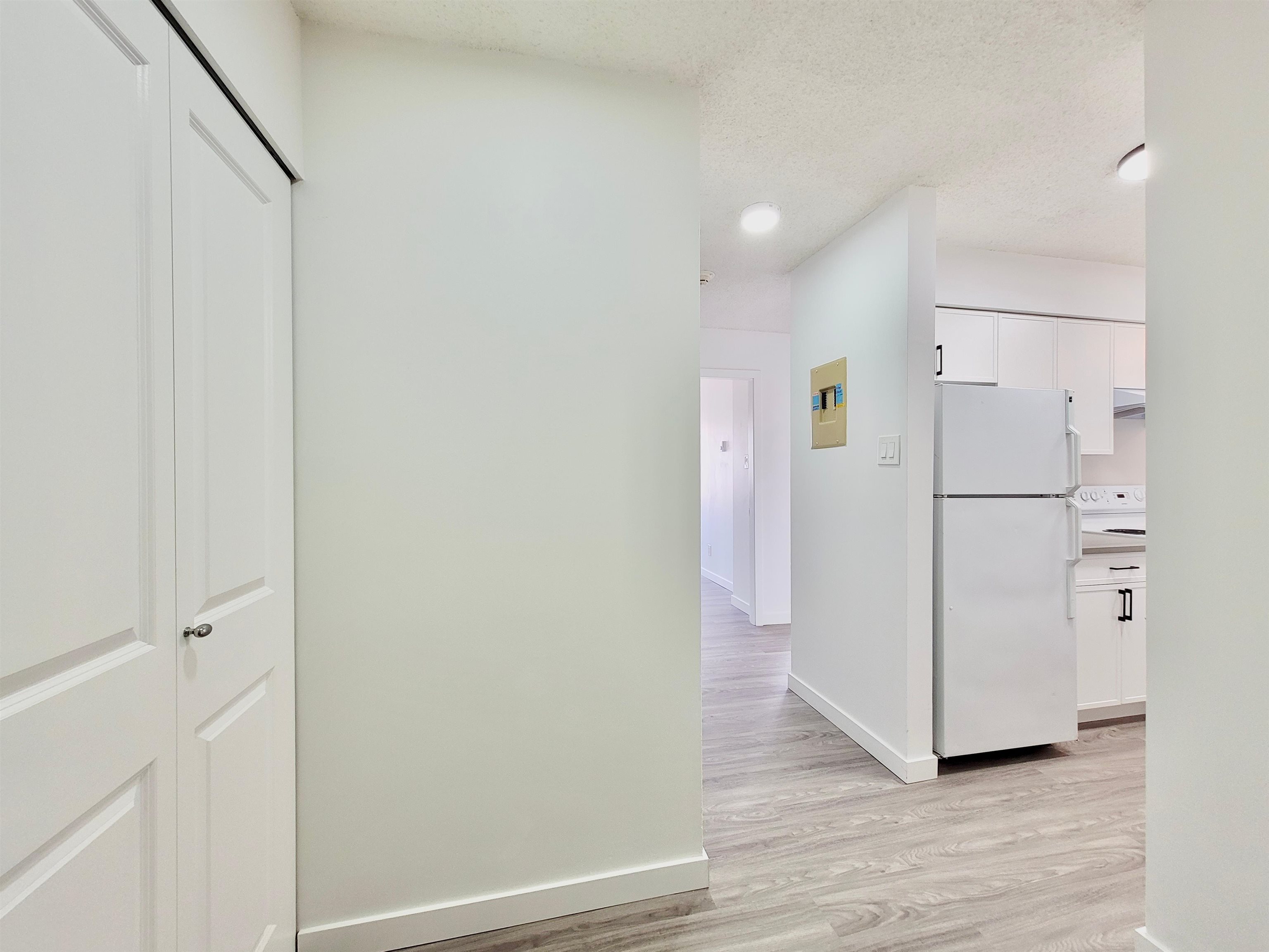 1104 1026 Queens Avenue, Uptown - r2947421 Image