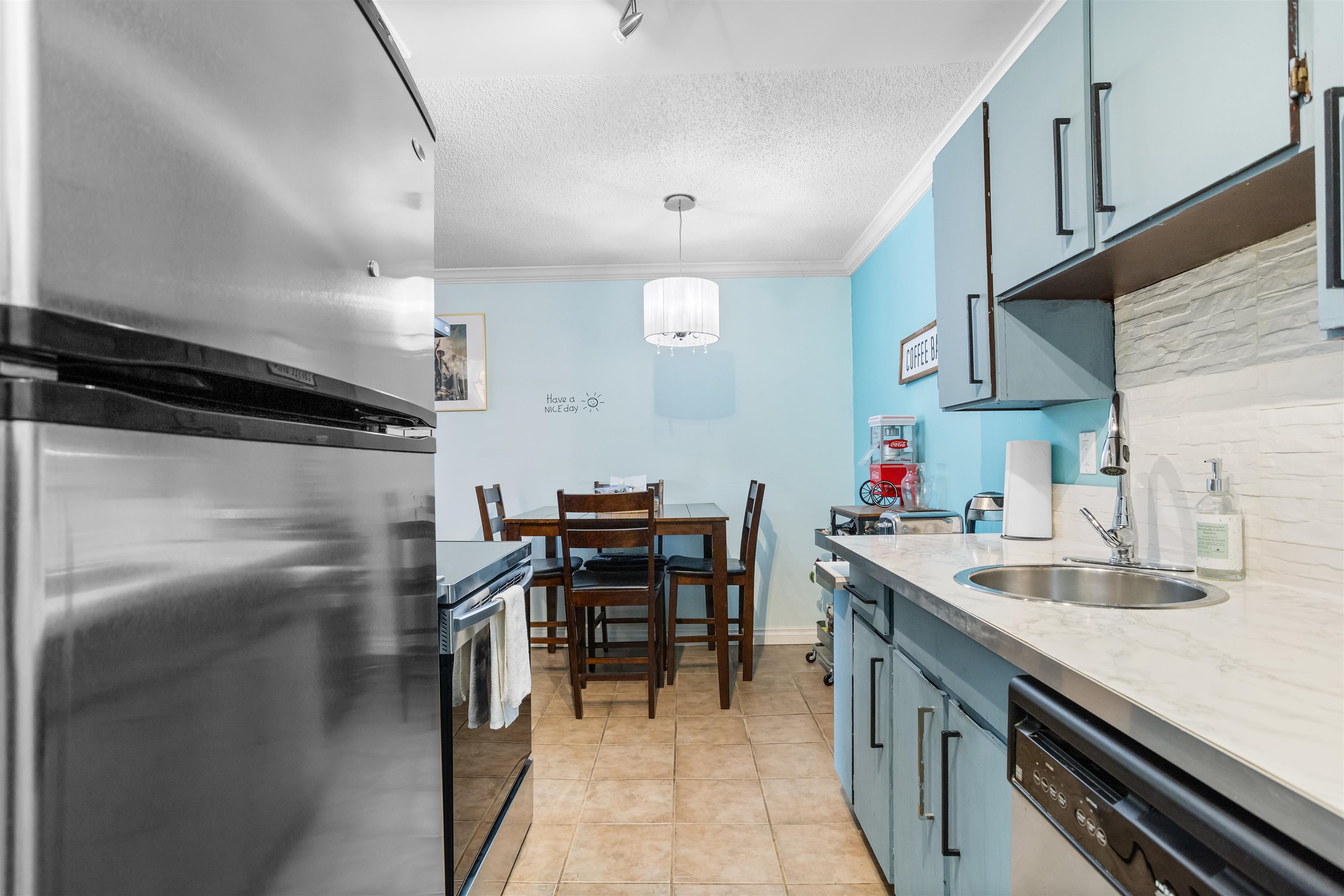 306 315 Tenth Street, Uptown - r2955938 Image