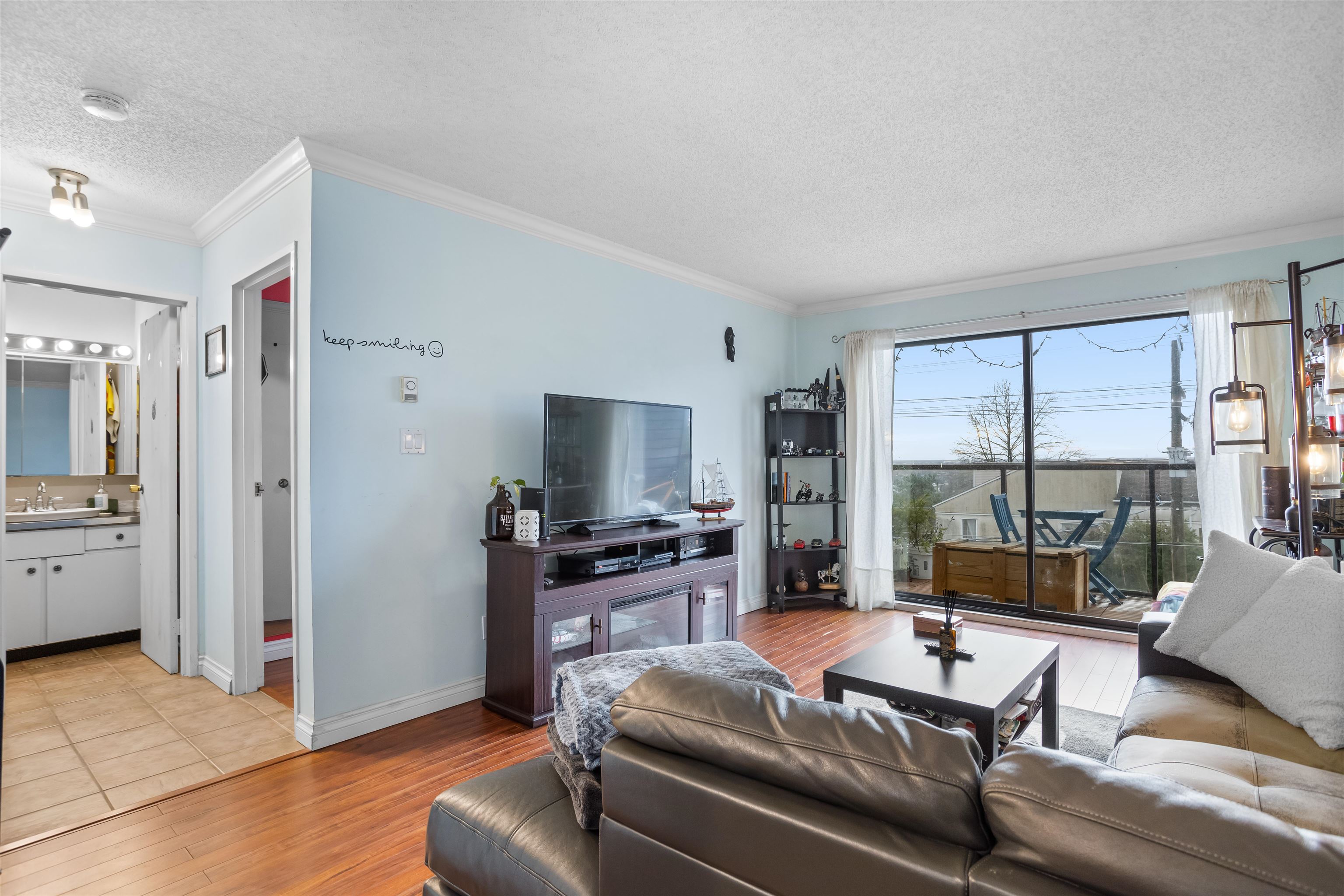 306 315 Tenth Street, Uptown - r2955938 Image