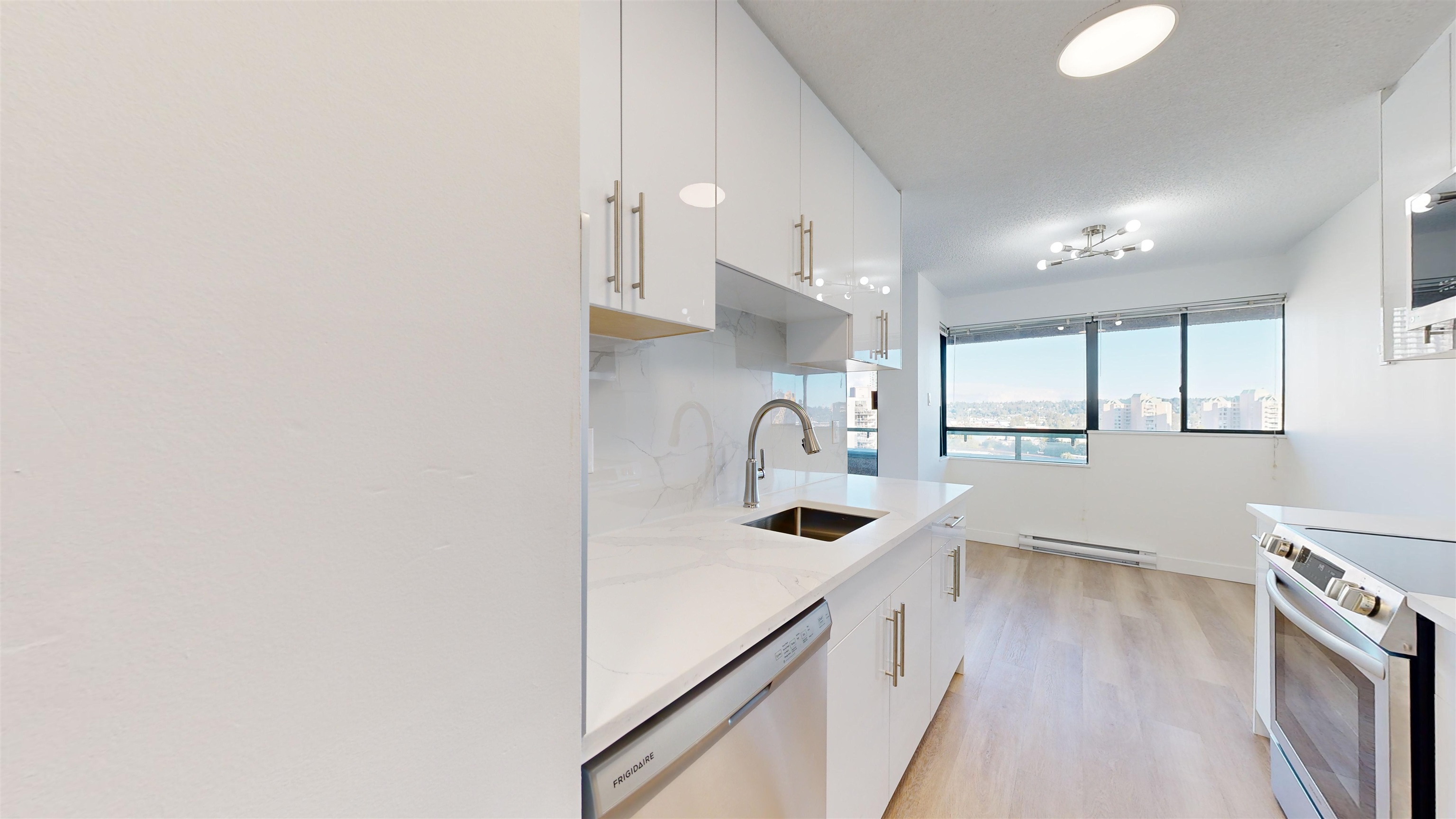 708 1026 Queens Street, Uptown - r2944423 Image