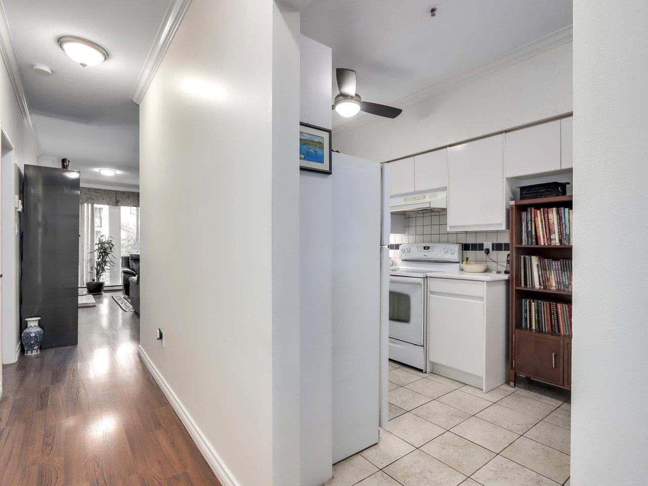 209 2 Renaissance Square, Quay - r2936051 Image