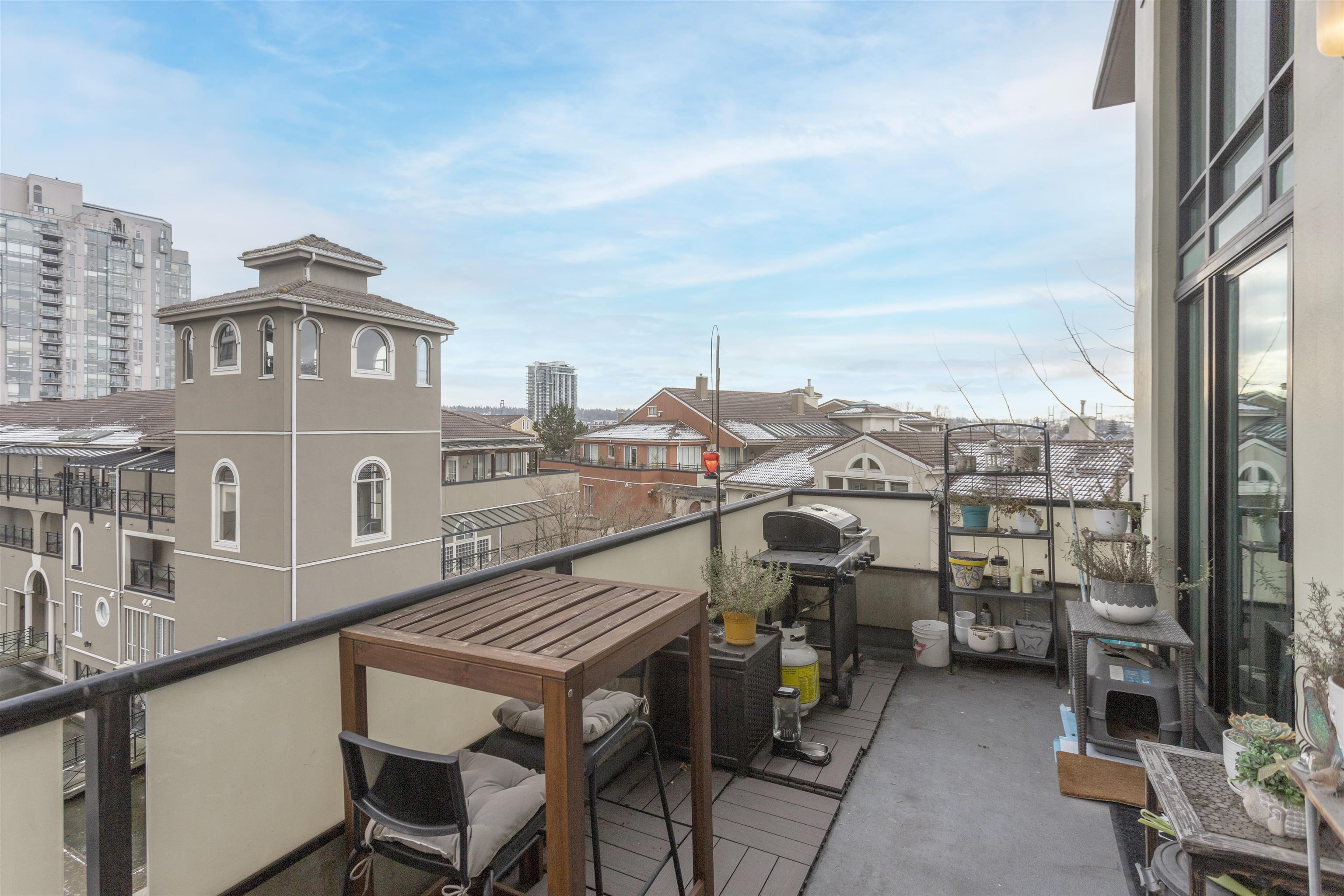 305 10 Renaissance Square, Quay - r2967557 Image