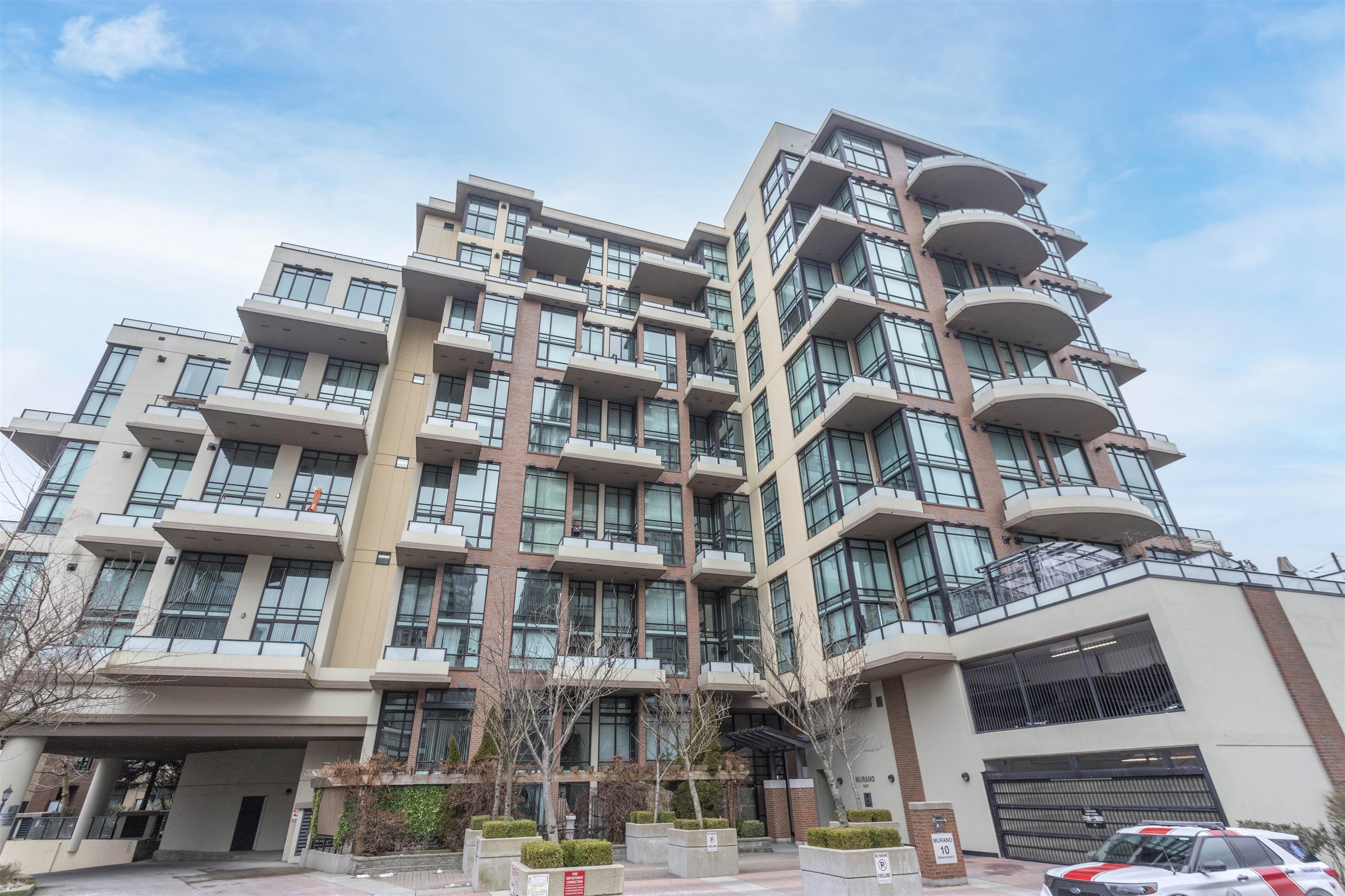 305 10 Renaissance Square, Quay - r2967557 Image