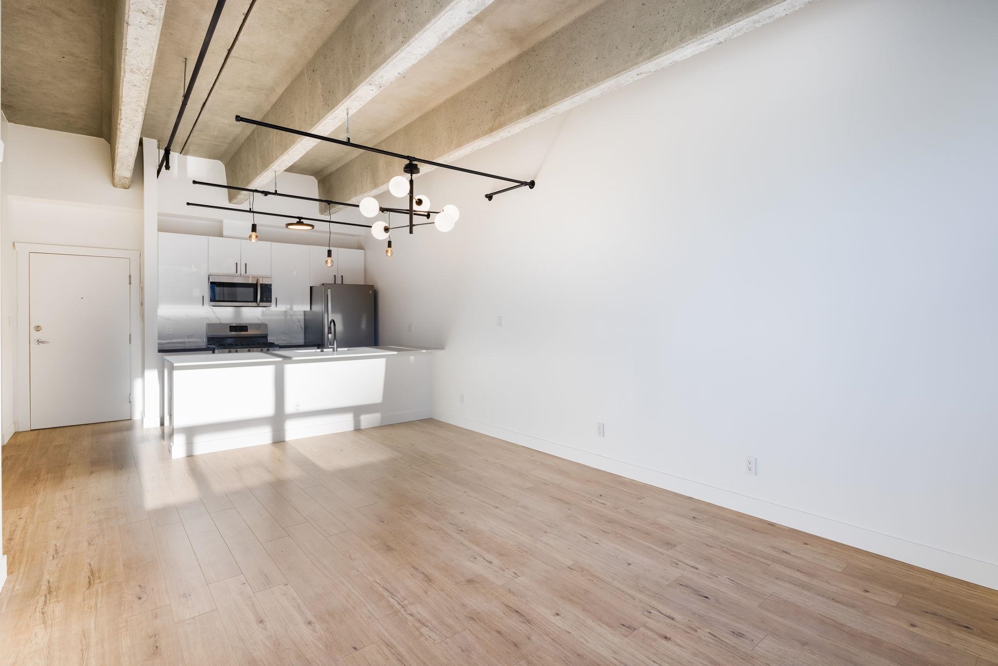 610 615 Belmont Street, Uptown - r2918089 Image