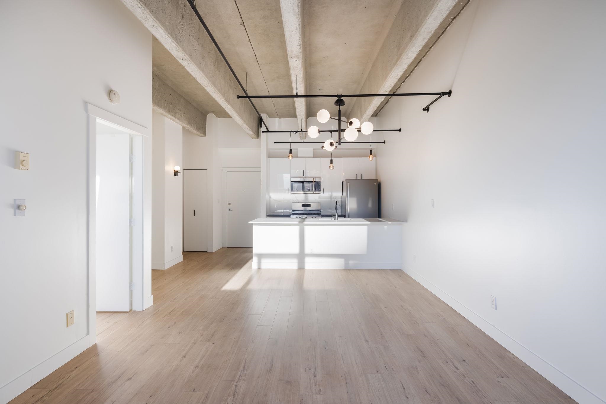 610 615 Belmont Street, Uptown - r2918089 Image