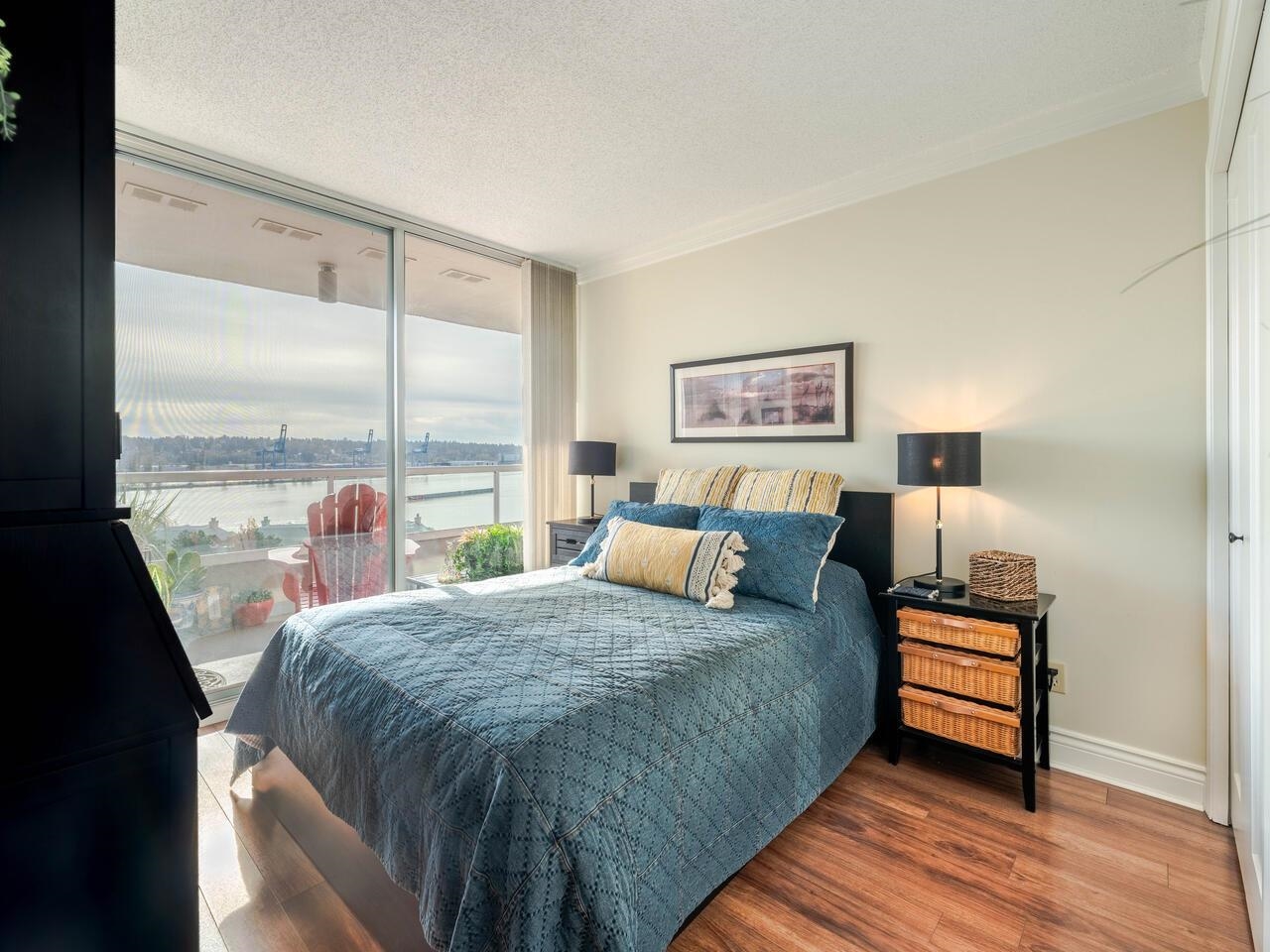 1003 1065 Quayside Drive, Quay - r2936102 Image