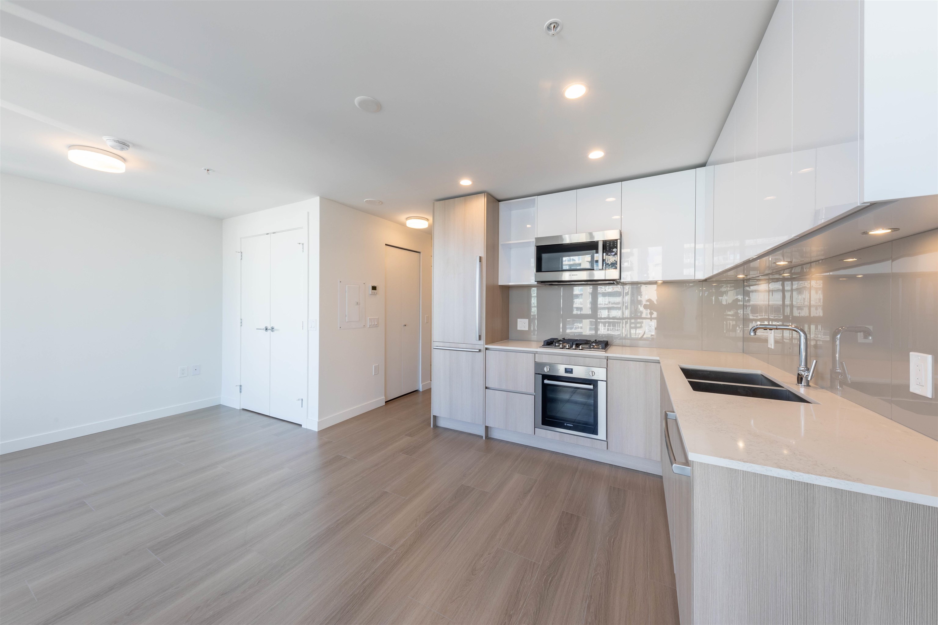 1307 618 Carnarvon Street, Downtown - r2941692 Image