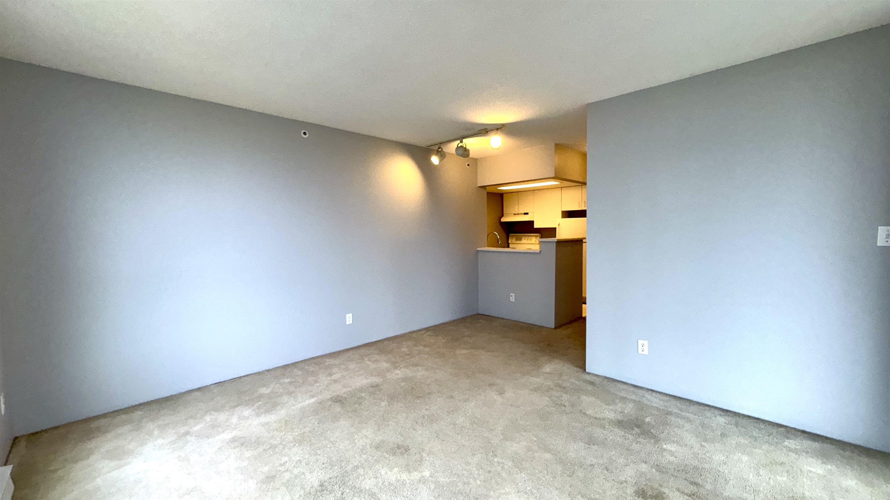 805 828 Agnes Street, Downtown - r2911325 Image