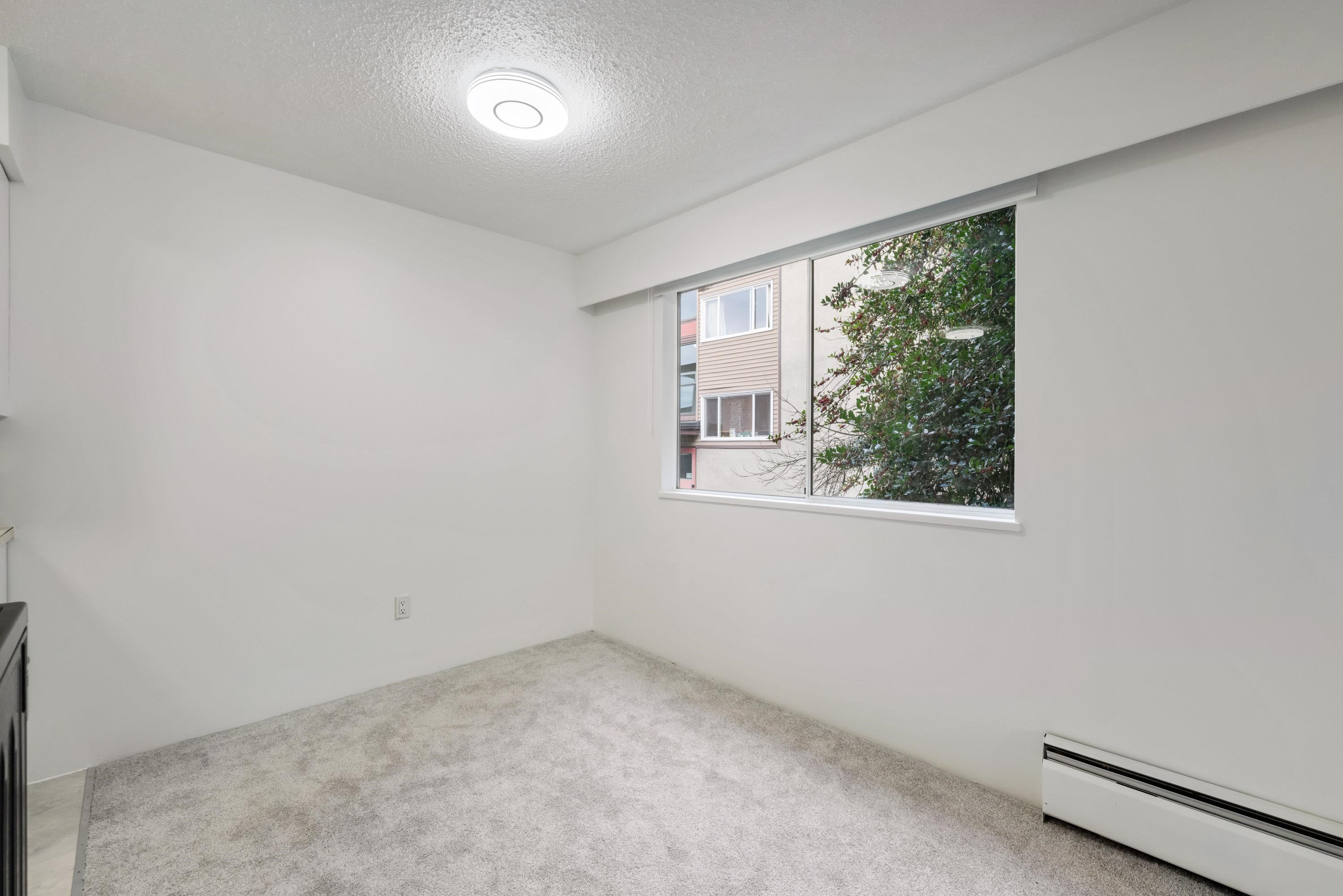 212 910 Fifth Avenue, Uptown - r2954244 Image