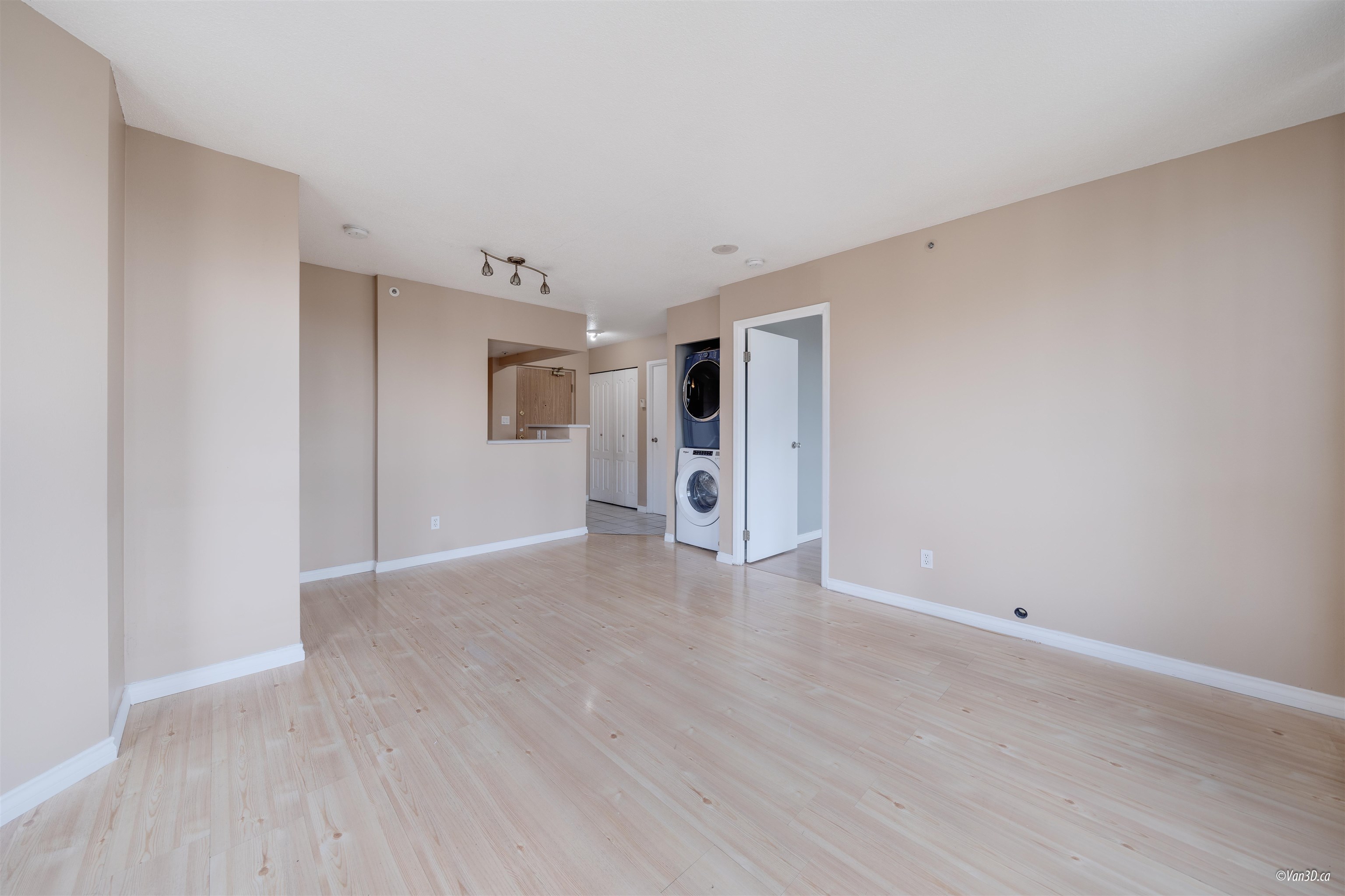 1201 55 Tenth Street, Downtown - r2956712 Image