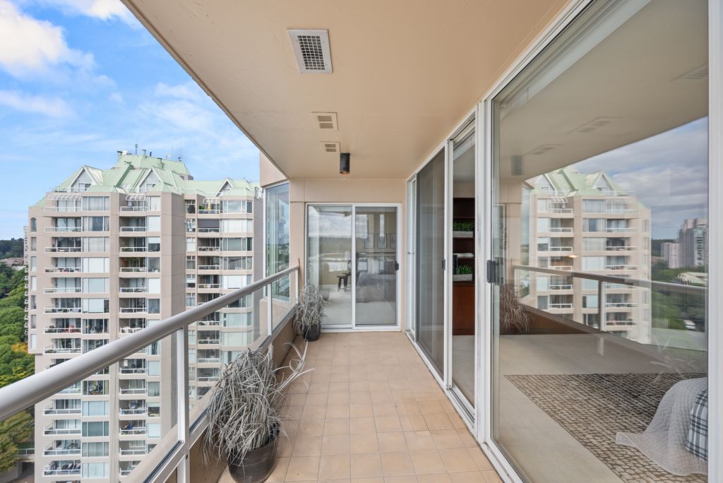 #1503 - 1045 Quayside Dr, Quay - R2918937 Image